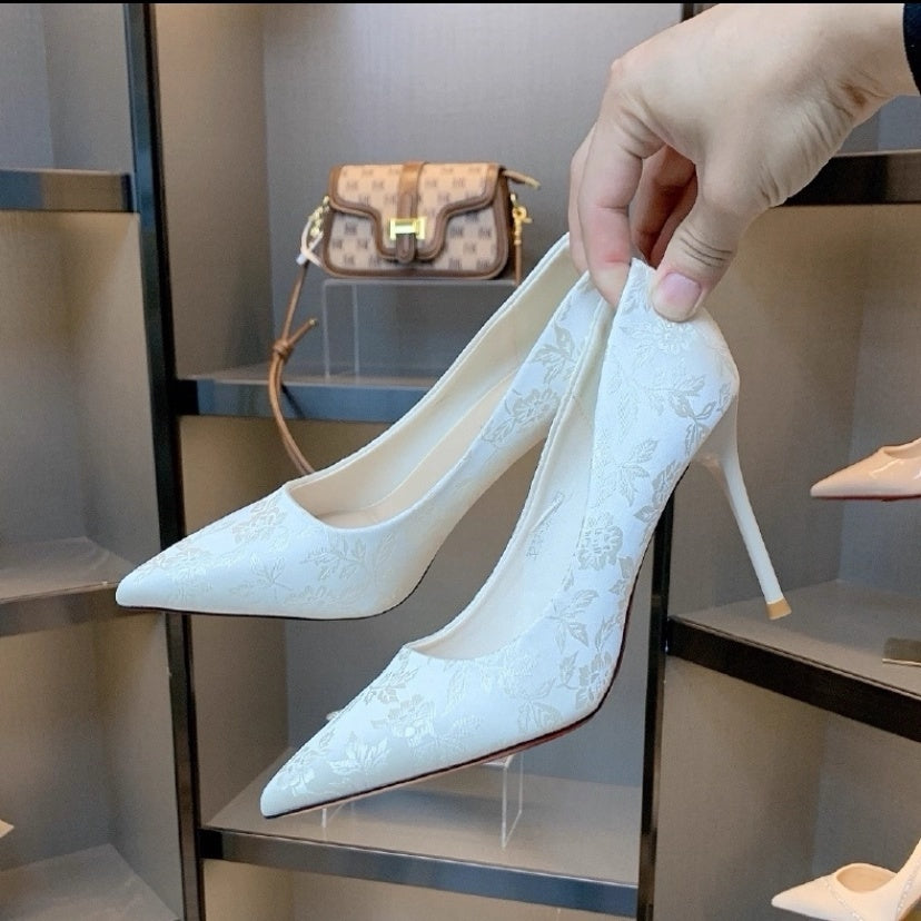 Pointed Toe Chinese Style Embroidery Low-cut High Heels Women's Stiletto Heel