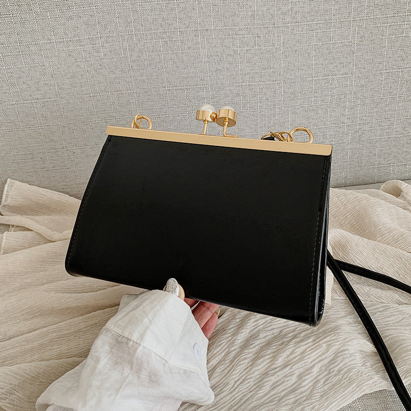 Summer Retro Leather Small Square Bag, Pearl Clip, Shoulder Messenger Bag, Simple Style Handbag